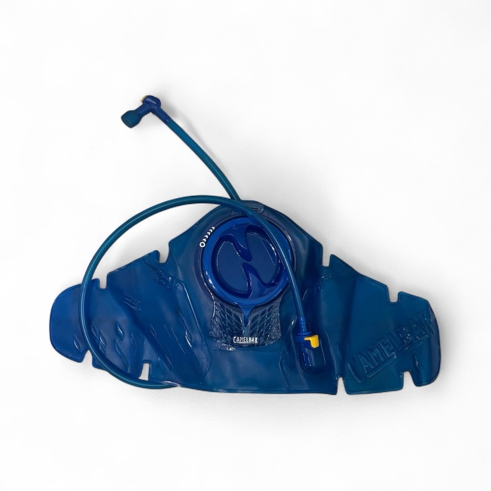 MountainSmith Tour Lumbar Camouflage Backpack with Camelbak Hydration Pack - Picture 4 of 7